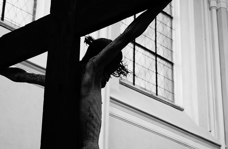 சிலுவையின் வார்த்தை 05:01 | தாகமாயிருக்கிறேன்.