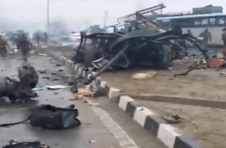 புல்வாமா பயங்கரவாத தாக்குதல்: இந்தியா மன்னிக்காது!