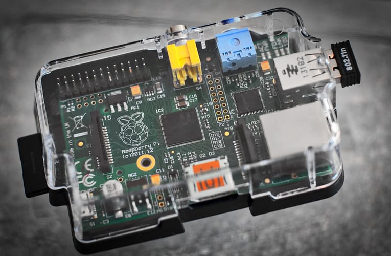 அறைவெப்பநிலையில் மீக்கடத்தி