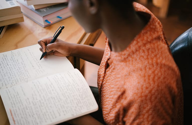 தமிழ் வாக்கியங்களை அரபியில் மொழிபெயர்க்கும்போது அரபு மொழியைக் கற்கும் இரண்டாம் மொழி கற்பவர்களின் சிரமங்கள்