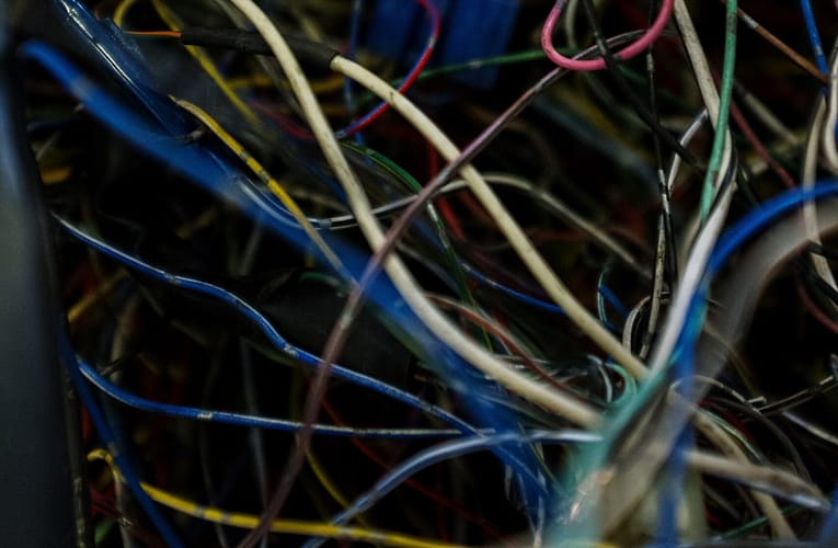 லாந்தனம் மற்றும் யட்ரியத்தின் புதிய மும்மை ஹைட்ரைடுகளின் உயர் வெப்பநிலை மீக்கடத்திகள்