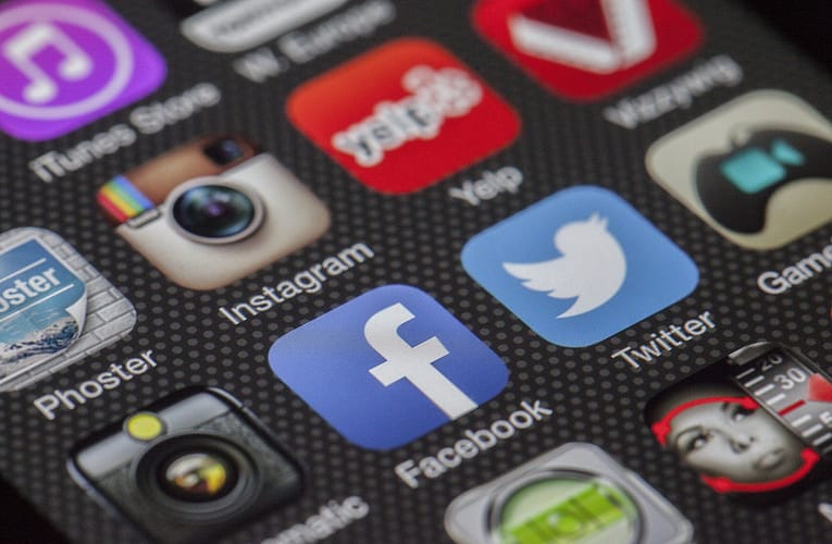 உழவன் செயலியின் பயன்பாட்டை பாதிக்கும் காரணிகள்