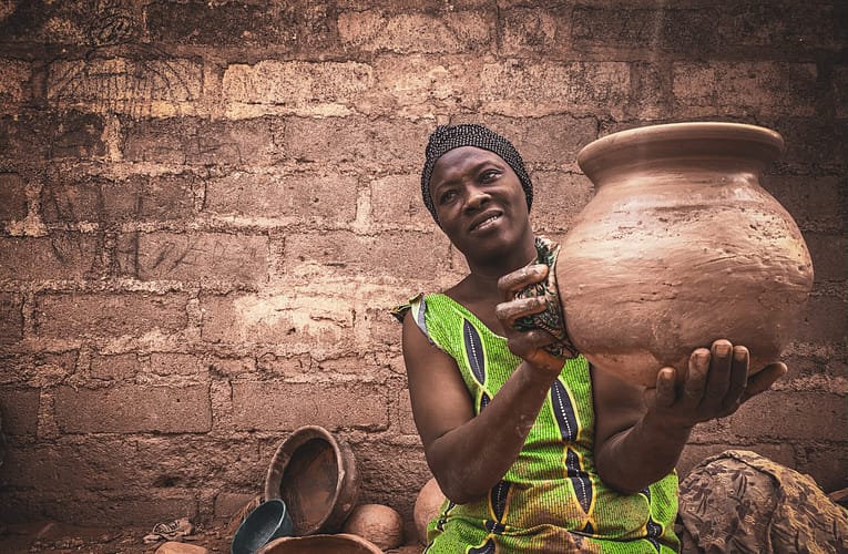 திருமணமான கிராமப்புற பெண்களிடையே இனப்பெருக்க பாதையில் தொற்று தொடர்பான ஆரோக்கியம்