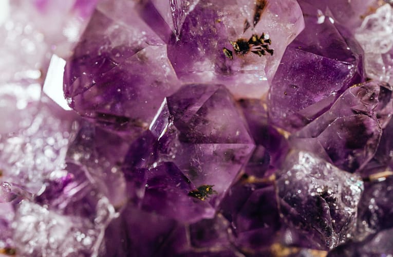 ஹாஃப்னியம் அடிப்படையிலான பெரோவ்ஸ்கைட் நானோகிரிஸ்டல்களை ஒருங்கிணைத்தல் சாத்தியமா?