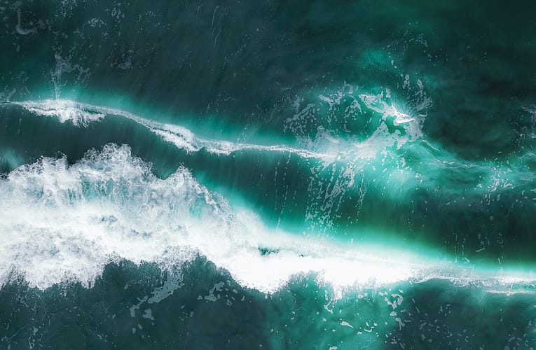 அரேஸ் செயற்கைக்கோள் வெளிப்படுத்துவது யாது?