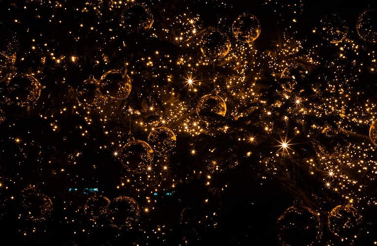 நானோ துகள்களுடனான ஒளி தொடர்புகளில் திருப்புமுனை