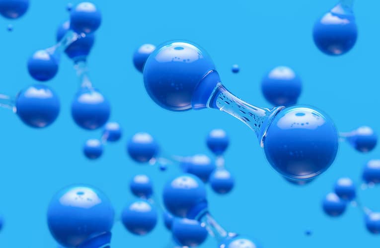 மிக குளிர்ந்த வாயுவில் முக்கோண மூலக்கூறுகளை இணைத்தல்