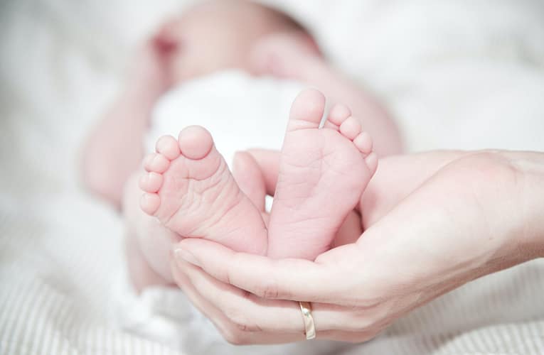 தாய்வழி ஆரோக்கியத்தை மேம்படுத்துவதற்கான ஆரம்ப சுகாதாரத்தில் புதுமைகள்