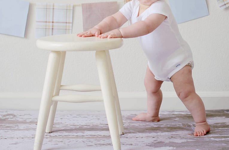 குழந்தை வளர்ச்சிக்கான மாதாந்திர வழிகாட்டி – மாதம் 12