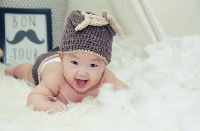 குழந்தை வளர்ச்சிக்கான மாதாந்திர வழிகாட்டி – மாதம் 10